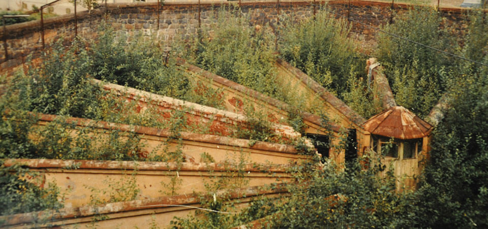 Top image