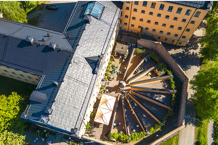 Flygbild över Långholmen hotell i Stockholm Flygbild över Långholmen hotell i Stockholm